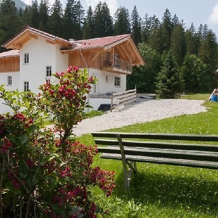 Ferienwohnung Guem 2-4 Personen Nesselwängle Exterior foto