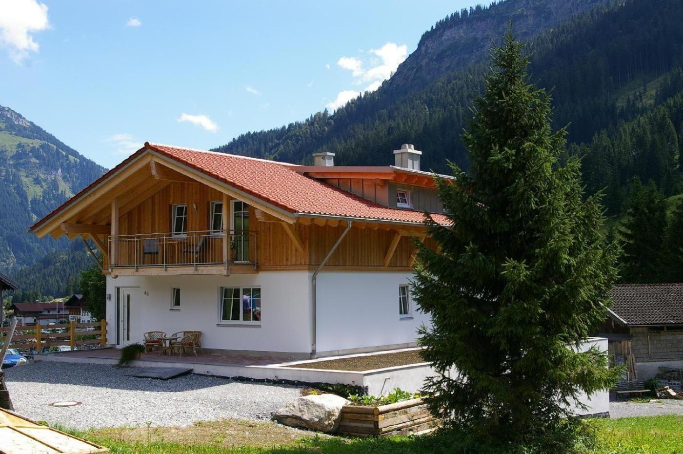Ferienwohnung Guem 2-4 Personen Nesselwängle Exterior foto